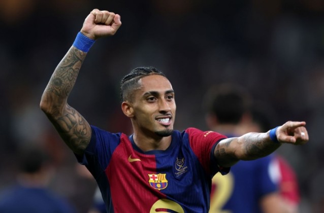 أخبر مهاجم برشلونة رافينيا اللاعبين الذين خدموه كمثال يحتذى به
